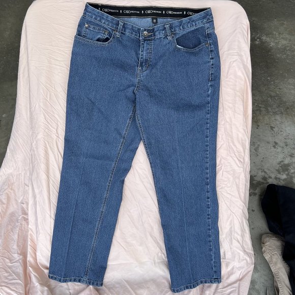 Gently used Cato Premium women's riveted 5-pocket stretchable jeans Size 16WP - Picture 3 of 8
